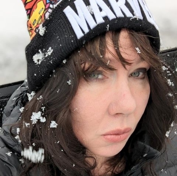 Meet your Posher, Heather - Picture 1 of 1